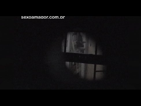 ❤️ Blondie vin an kasèt yon voyeur nan katye kache dèyè brik kre ☑ Videyo sèks nan ht.pornokey.ru ﹏
